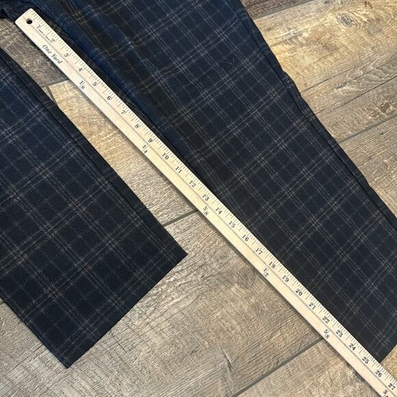 Wit & Wisdom 'ab'solution Plaid Mid Rise Crop Pant Size 10 - Picture 4 of 8